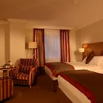 Hotel Clanree & Leisure Centre 4*