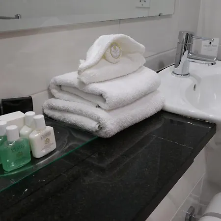 Clanree & Leisure Centre 4*