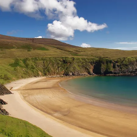 فندق Clanree & Leisure Centre 4*