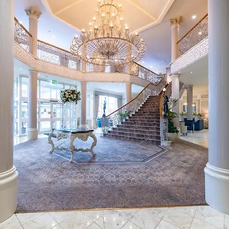 Clanree Hotel&leisure Centre 4*