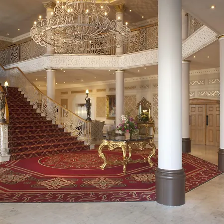 فندق Clanree & Leisure Centre 4*