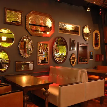 Clanree & Leisure Centre 4*