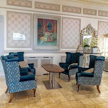 Hotel Clanree & Leisure Centre 4*