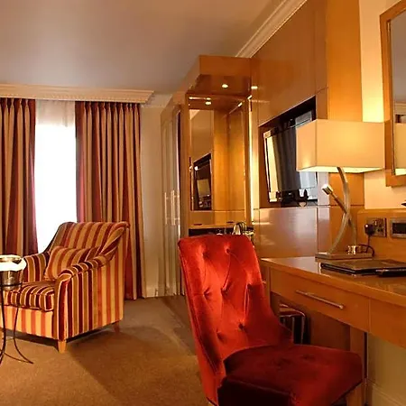 Clanree & Leisure Centre 4*