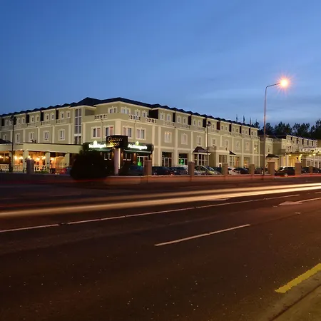 Clanree & Leisure Centre Hotel