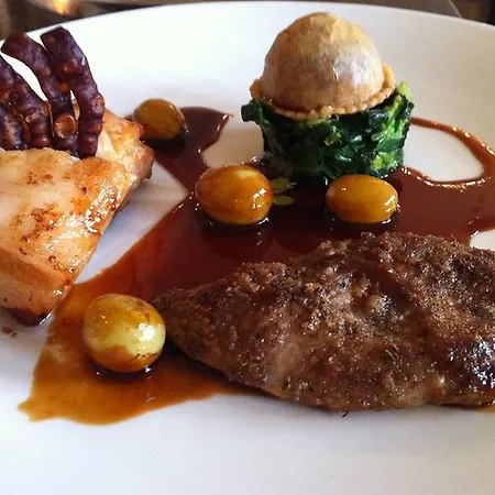 فندق Clanree & Leisure Centre 4*