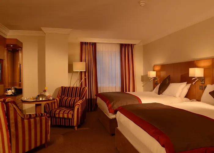 Отель Clanree & Leisure Centre