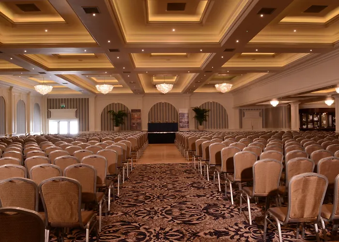 Clanree & Leisure Centre 4* Леттеркенни