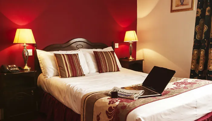 Отель Clanree & Leisure Centre 4*